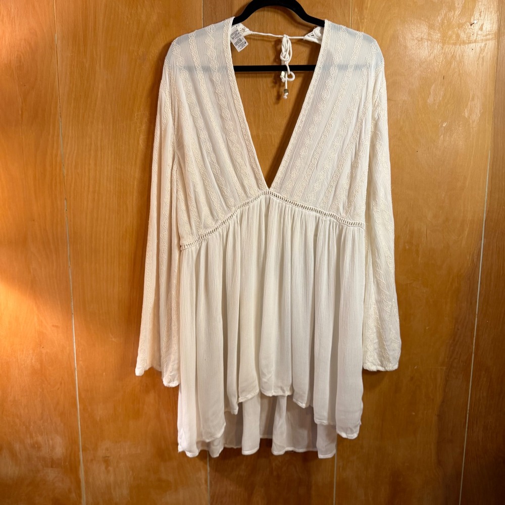L*Space White Embroidered Deep V-Neck Bell Sleeve Mini Dress Cover Up Large